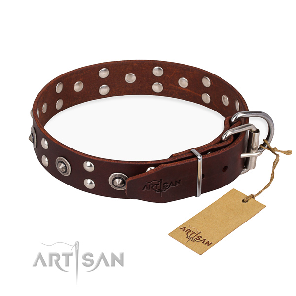 Reliable D-ring on full grain genuine leather collar for your stylish four-legged friend